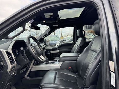 Used 2019 Ford F150 Lariat w/ Equipment Group 502A Luxury image 14