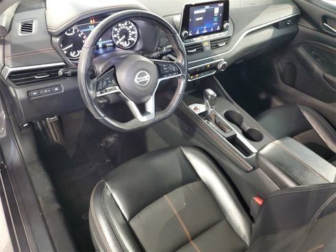 Used 2021 Nissan Altima 2.5 SR image 15