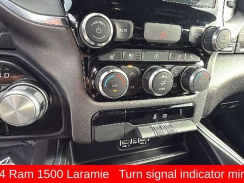 Used 2024 RAM 1500 Laramie AWD/4WD image 14