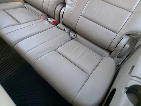 Used 2007 Toyota Sequoia SR5 AWD/4WD image 45
