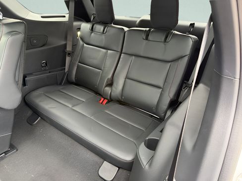 New 2026 Ford Explorer ST-Line AWD/4WD image 7