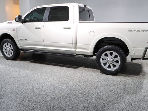 Used 2021 RAM 2500 Laramie image 10