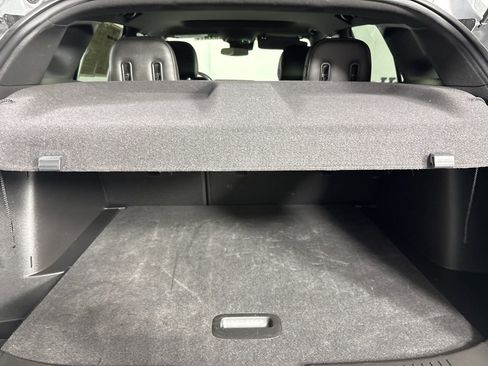 Used 2025 Chevrolet Trax RS w/ Sunroof Package image 23