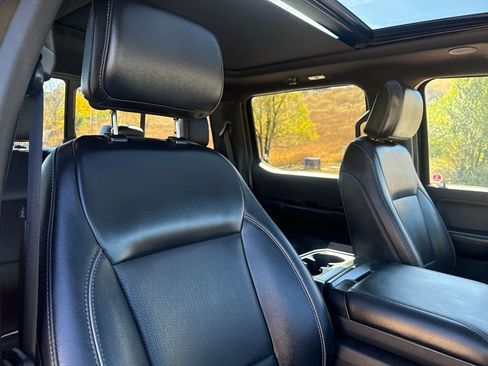 Used 2025 Ford F150 Lariat w/ Equipment Group 502A High image 26