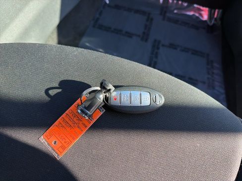 Used 2023 Nissan Sentra SV image 31