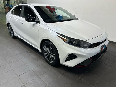 Used 2024 Kia Forte GT-Line FWD image 2