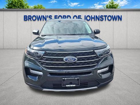 Used 2022 Ford Explorer XLT w/ Equipment Group 202A AWD/4WD image 3