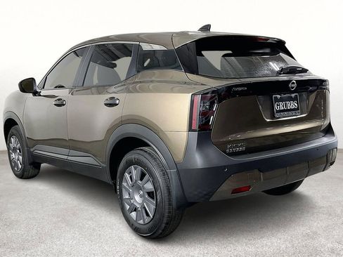 New 2026 Nissan Kicks S image 6