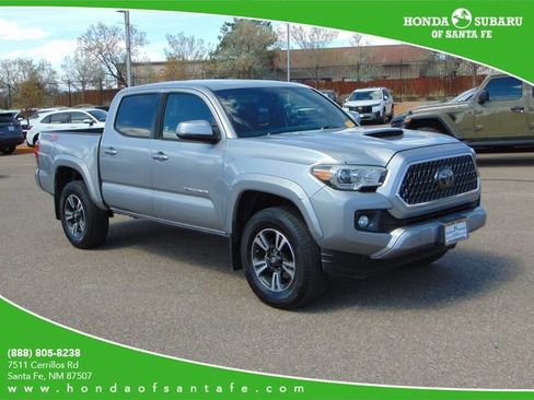 Used 2018 Toyota Tacoma TRD Sport AWD/4WD image 1