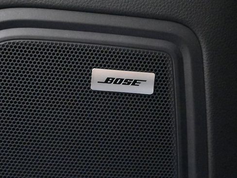 Certified 2026 Porsche Macan AWD/4WD image 25