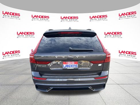 Used 2023 Volvo XC60 T8 Ultimate image 4