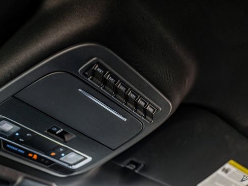 Used 2021 Ford F150 Raptor w/ Tow Technology Package image 39