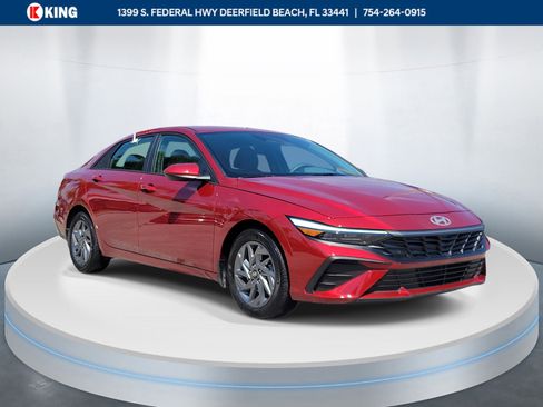 Certified 2024 Hyundai Elantra SEL FWD image 1