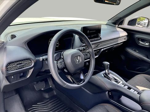 Certified 2024 Honda HR-V Sport image 17