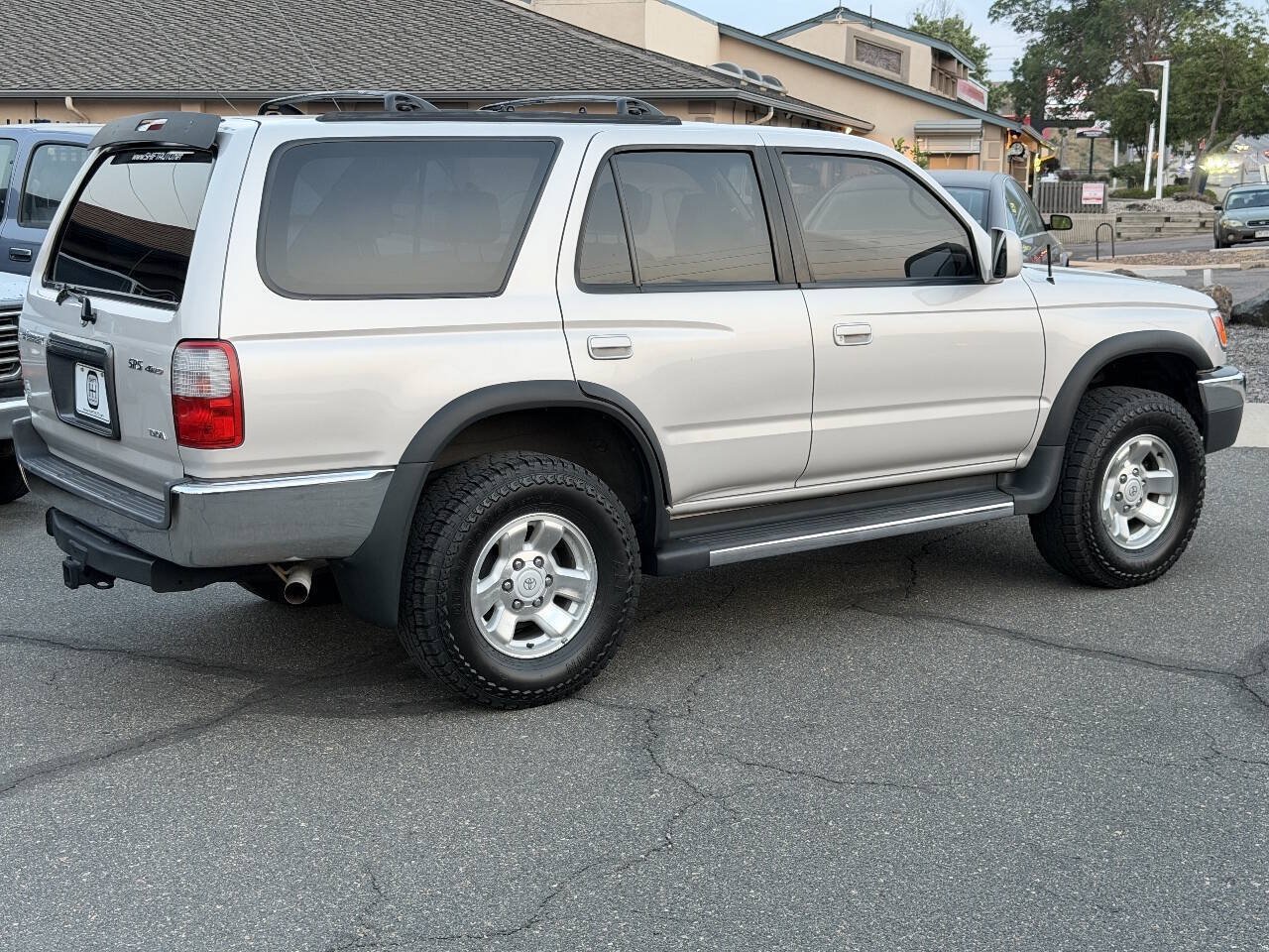 Used 1999 Toyota 4Runner SR5 w/ Upgrade Value Pkg 4 AWD/4WD image 31