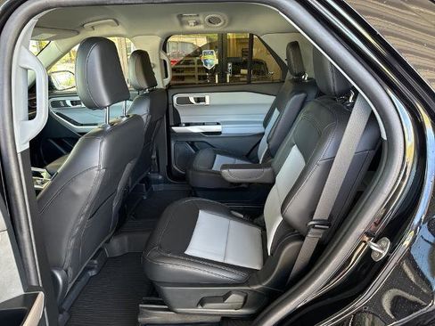 Certified 2023 Ford Explorer XLT w/ Equipment Group 202A image 15