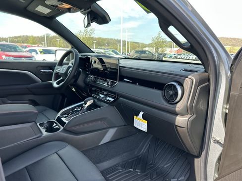 New 2026 Chevrolet Colorado Z71 image 18