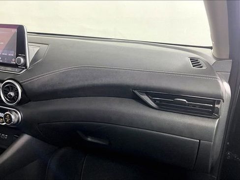 Used 2020 Nissan Sentra SV FWD image 16