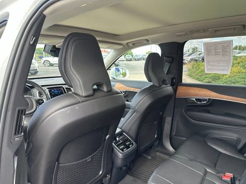 Used 2023 Volvo XC90 B6 Plus w/ Protection Package Premier AWD/4WD image 28