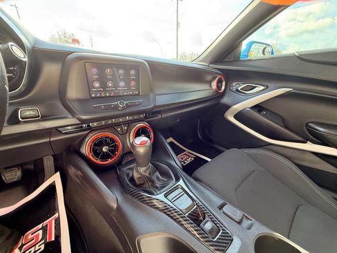 Used 2023 Chevrolet Camaro LT w/ RS Package image 23