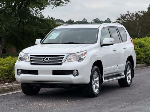 Used 2011 Lexus GX 460 Premium AWD/4WD image 2