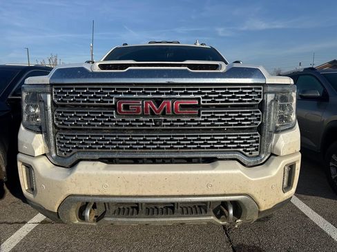 Used 2021 GMC Sierra 2500 Denali w/ Denali Ultimate Package image 2