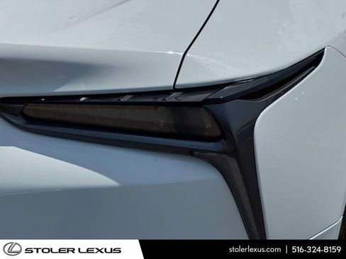 Used 2018 Lexus LC 500 Coupe w/ Touring Package RWD image 14