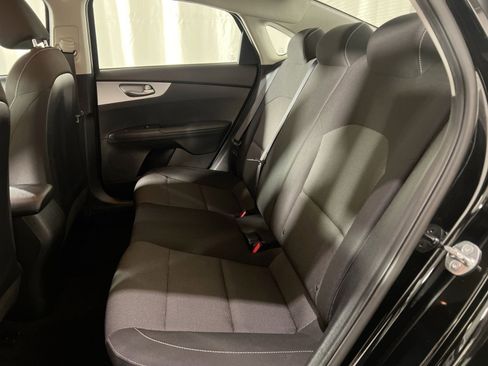 Used 2023 Kia Forte LXS w/ LXS Technology Package image 24