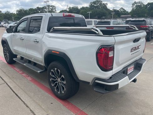 Used 2024 GMC Canyon Denali AWD/4WD image 7