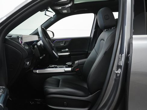 Certified 2023 Mercedes-Benz GLB 250 image 2