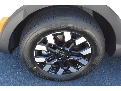 New 2025 Hyundai Santa Cruz SE image 9