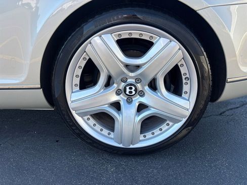 Used 2009 Bentley Continental GT image 10