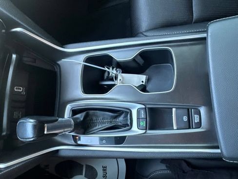 Used 2020 Honda Accord Sport image 24