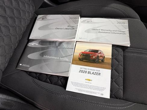 Used 2020 Chevrolet Blazer LT AWD/4WD image 23