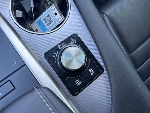 Used 2020 Lexus RX 450h F Sport image 28