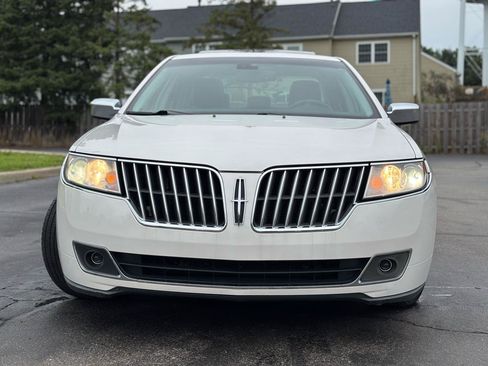 Used 2010 Lincoln MKZ FWD image 13