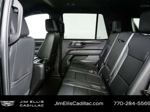 Used 2025 Chevrolet Tahoe LT RWD image 17