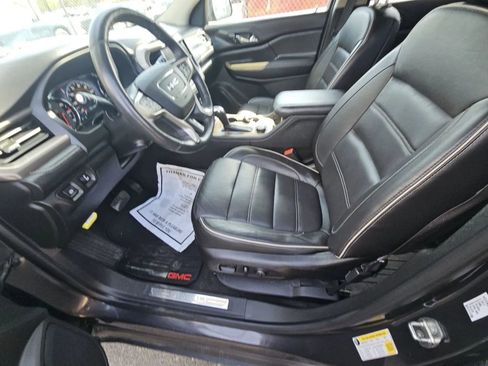 Used 2017 GMC Acadia Denali w/ Technology Package AWD/4WD image 8
