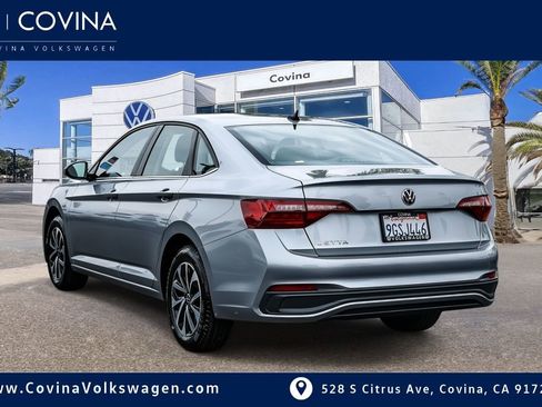 Used 2023 Volkswagen Jetta S image 5