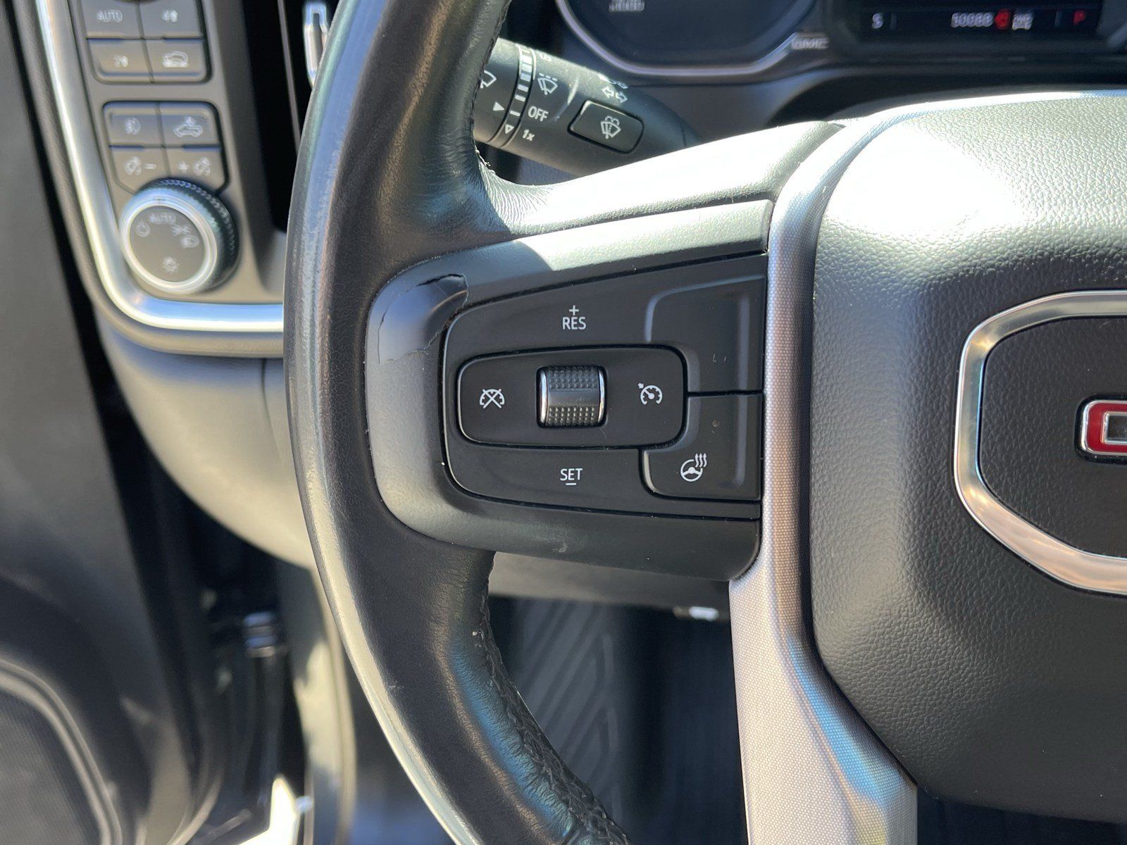 Used 2020 GMC Sierra 1500 Elevation w/ Elevation Value Package AWD/4WD image 21