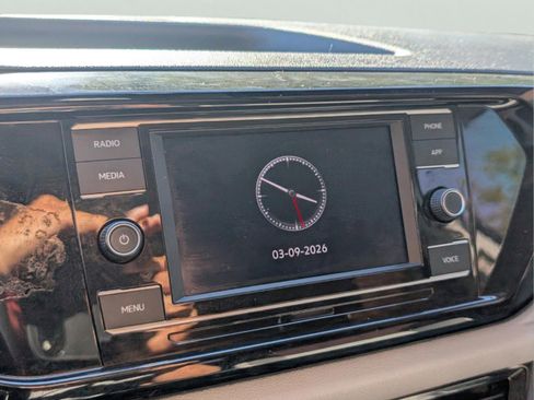 Used 2024 Volkswagen Taos S image 33