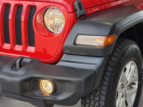 Used 2023 Jeep Wrangler Unlimited Sport AWD/4WD image 7