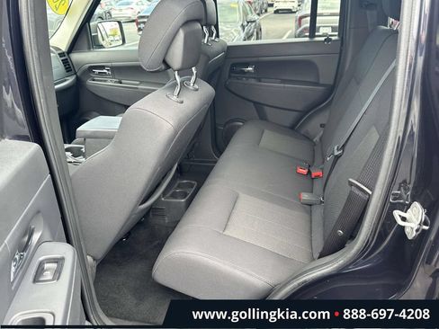 Used 2011 Jeep Liberty Sport w/ Popular Equipment Group AWD/4WD image 11