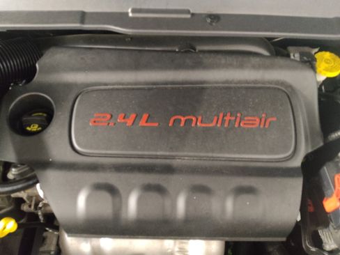 Used 2022 Jeep Compass Latitude AWD/4WD image 30