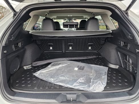 Certified 2025 Subaru Outback Limited image 6