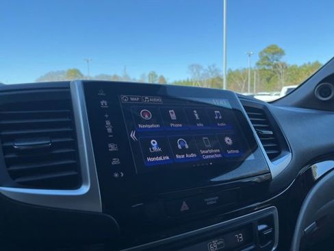 Used 2018 Honda Pilot Touring image 22