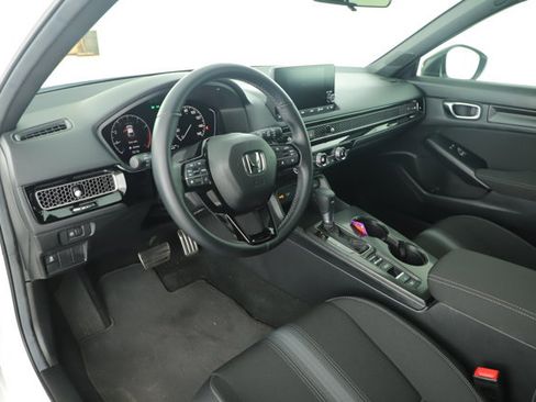 Used 2025 Honda Civic Sport image 6