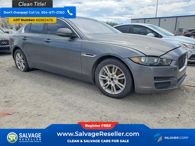 Used 2017 Jaguar XE Premium RWD image 5
