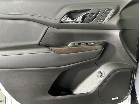 Used 2021 GMC Acadia Denali image 23