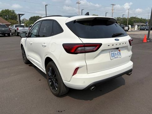 Used 2024 Ford Escape ST-Line Elite w/ Premium Technology Package AWD/4WD image 4